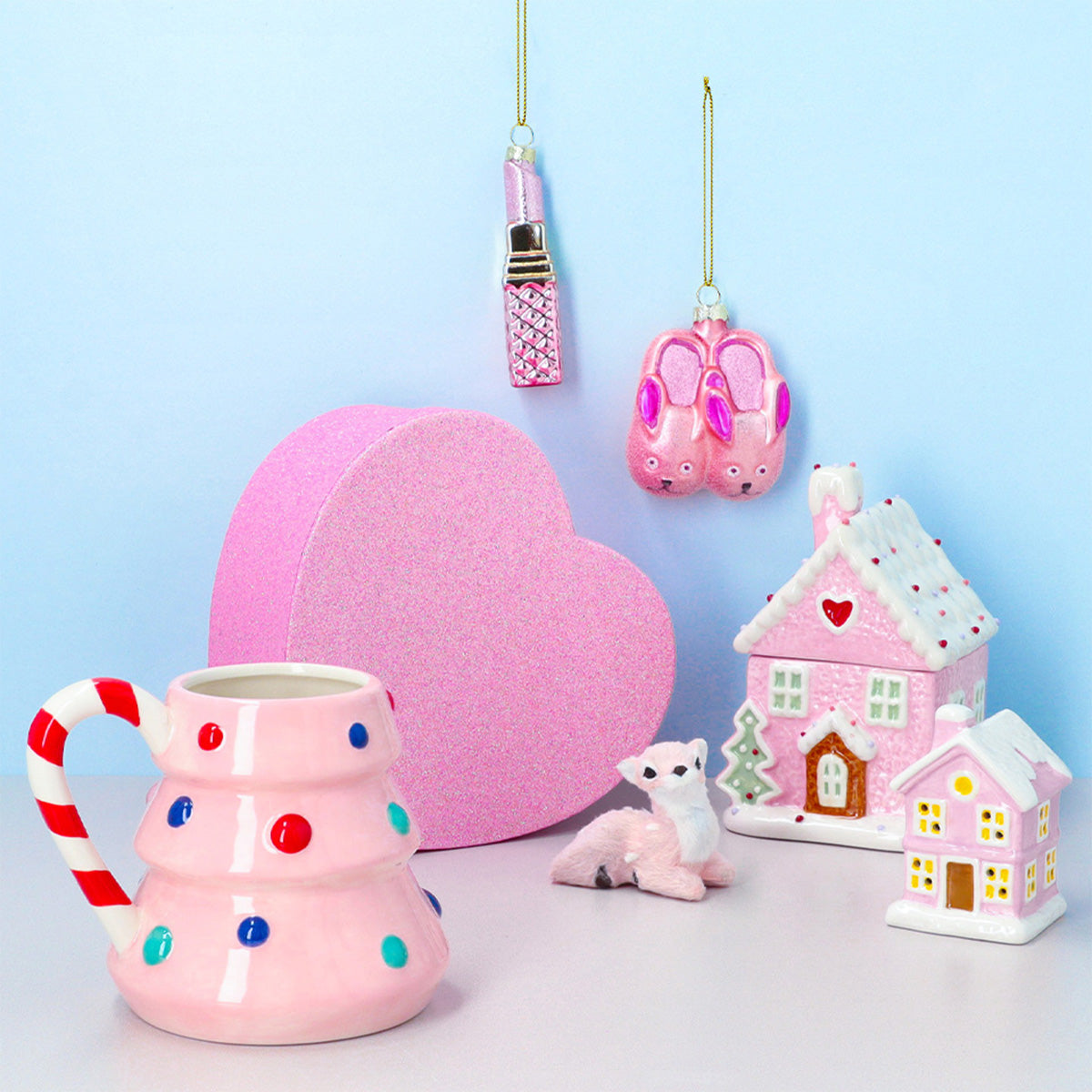 GIFT BOX SHAPED HEART PINK GLITTER 18,5 x 17 CM