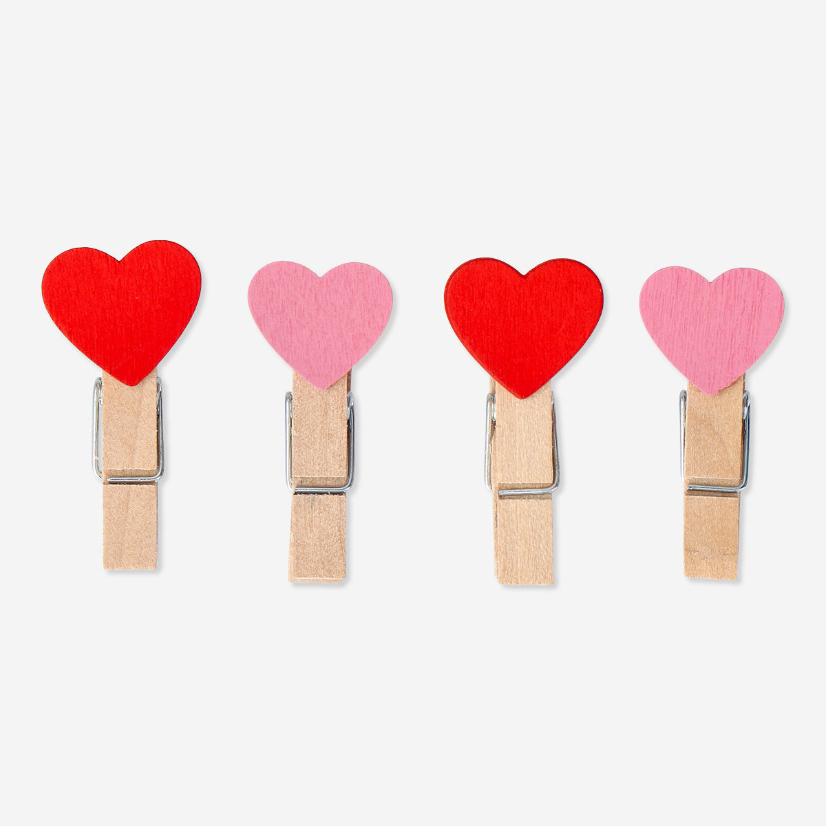 MINI PEGS WITH HEARTS