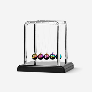 NEWTONS CRADLE SMALL