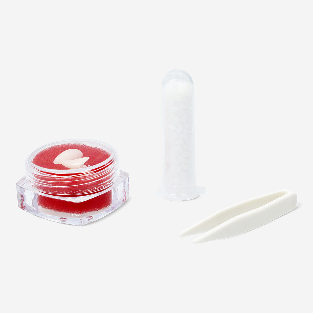 FANGS PRESS-ON VAMPIRE FOR ADULTS W TWEEZER & CASE