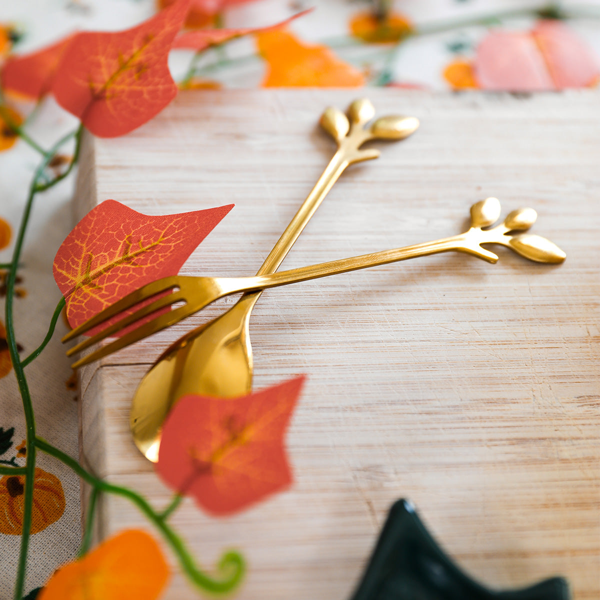 SPOON LEAVES 2 PCS GOLD