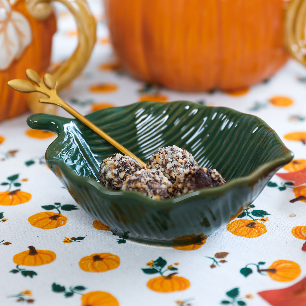 BOWL W DEBOSSED LEAF SHAPE CERAMIC LARGE